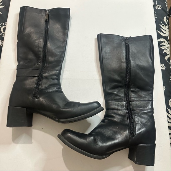 Naturalizer Women’s Black Heeled Zip-Up Leather Boots Fall Academia Size 8.5 M - Picture 2 of 14